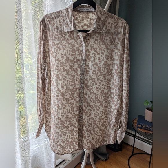 89.Nwt Calvin Klein Leopard Print Button-Up Blouse - Picture 1 of 5